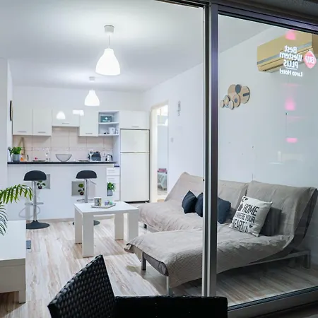 Onar Mackenzie 1 Apartament *