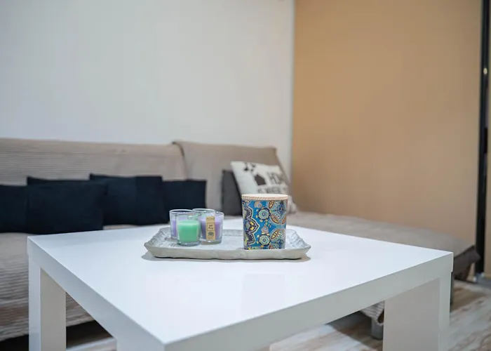 Onar Mackenzie 1 * Lárnaka