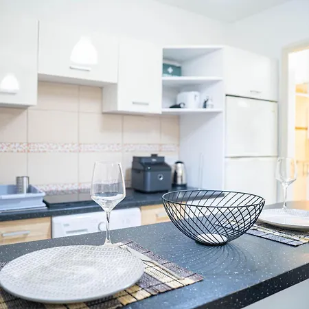 Apartment Onar Mackenzie 1 Larnaca